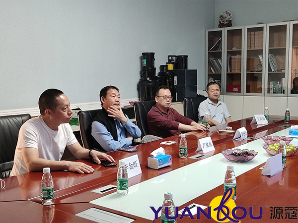 河南寧陵縣王縣長蒞臨廣東奢蔻新材料