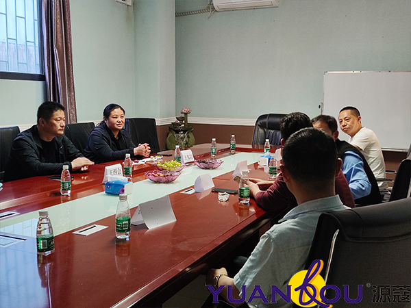 河南寧陵縣王縣長蒞臨廣東奢蔻新材料